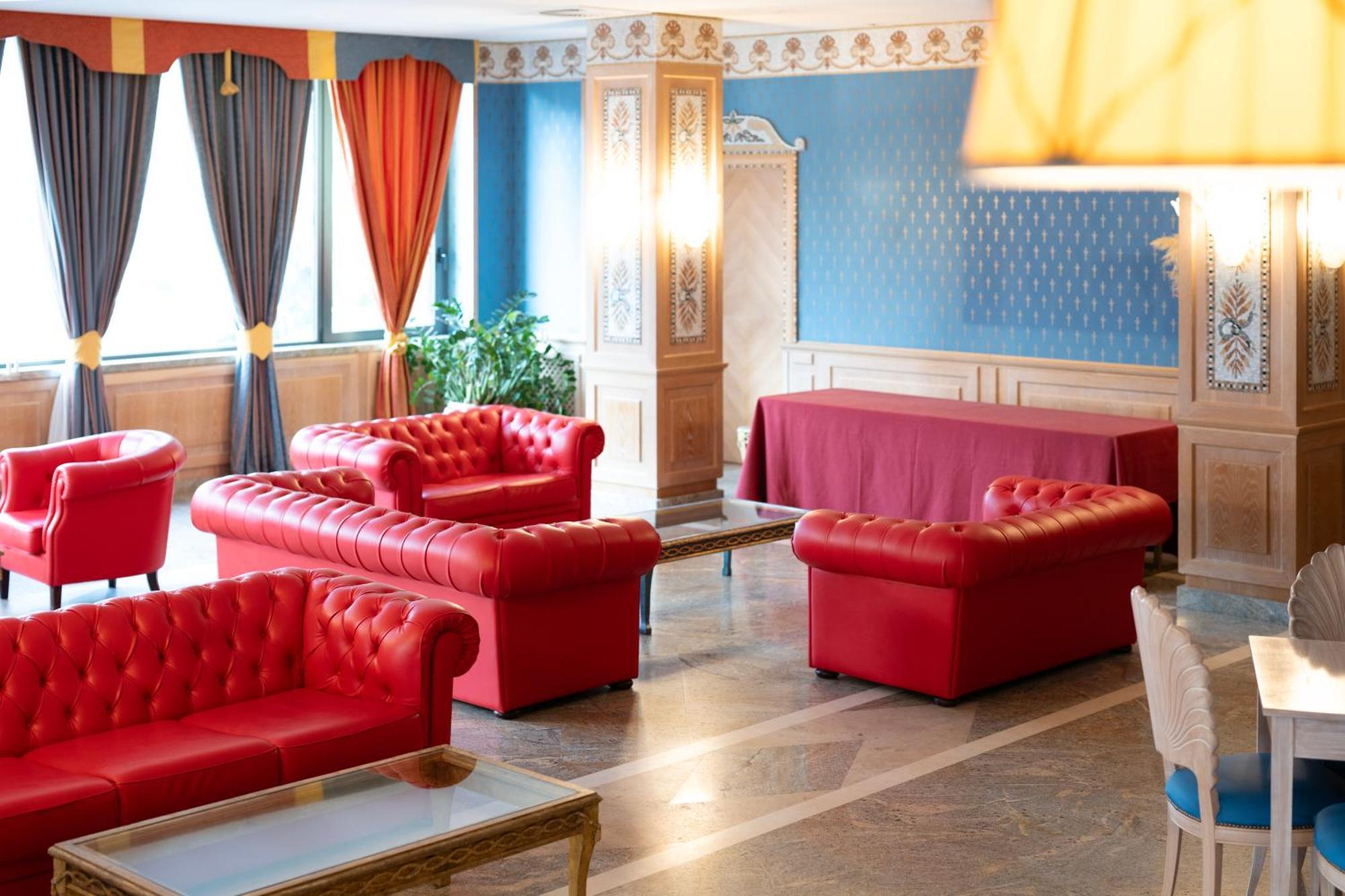 Hotel Promenade Монтезільвано Екстер'єр фото